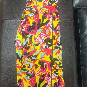 YELLOW HEART PATTERN LEGGINGS